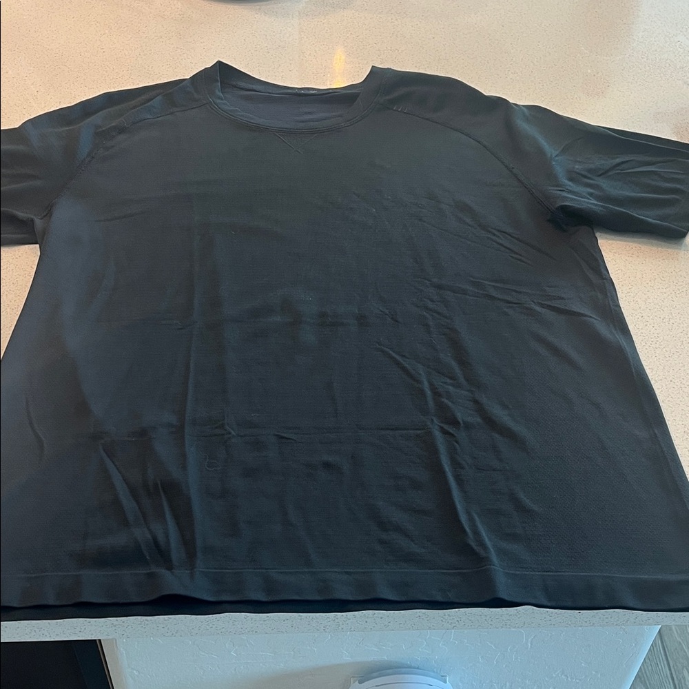 lululemon athletica Navy Blue Short Sleeve Tee